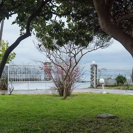 Malaki Pilio Villa *
